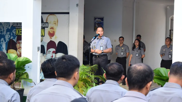 Kakanwil Kemenkum Sulteng Dorong Optimalisasi SILAKUM dan Integritas Pegawai