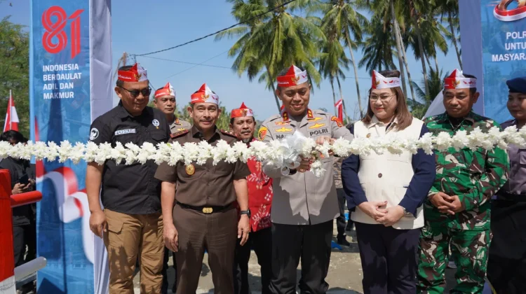 Kapolda Sulteng Resmikan Jembatan Presisi Jenderal Hoegeng di Bale