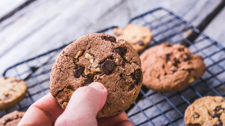 Gendhis Kembangkan Soft Cookies hingga Scoopable Dessert