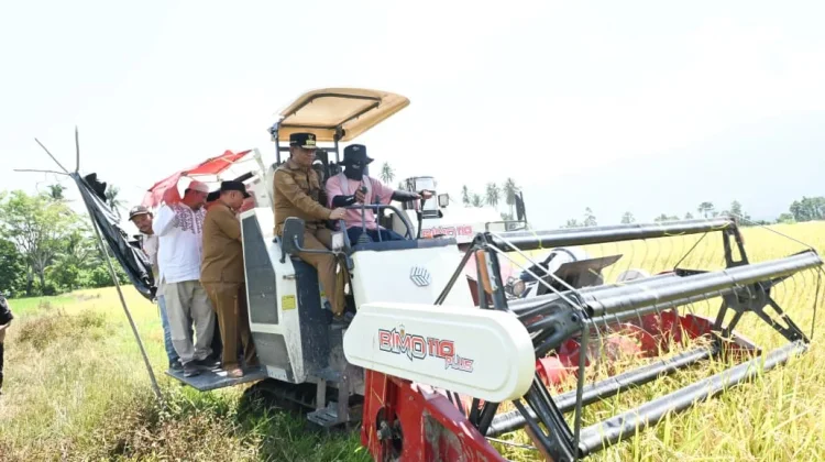 Gubernur Sulteng Dorong Desa Walatana Jadi Role Model Pertanian Sulteng