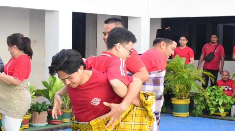 Pererat Kebersamaan, Kanwil Kemenkum Sulteng Adakan Lomba Tradisional HUT 81 RI