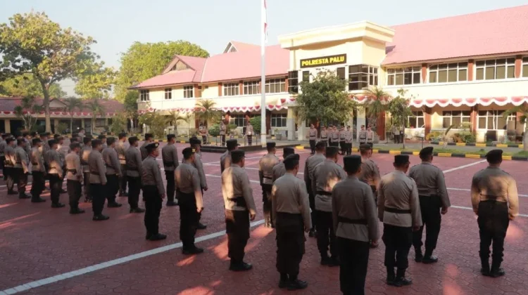Pimpin Upacara Hari Juang Polri, Wakapolresta Palu Tekankan Semangat Pengabdian