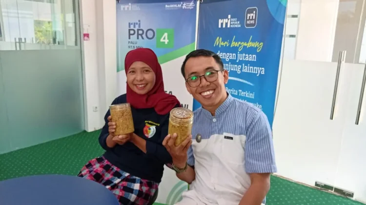 Saronde Toriloru, Oleh-Oleh Khas Desa Loru