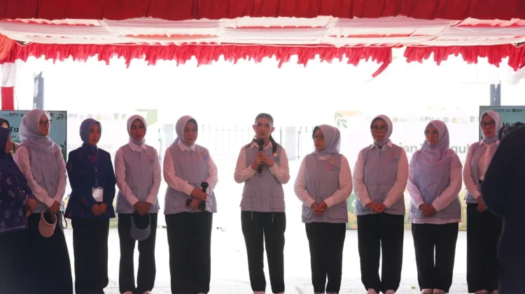 Istri Wapres RI Ajak Warga Huntap Talise Kelola Sampah dari Rumah