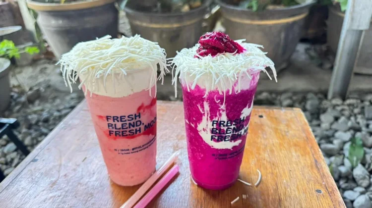 Cuaca Panas, Smoothies Topping Keju Jadi Pilihan