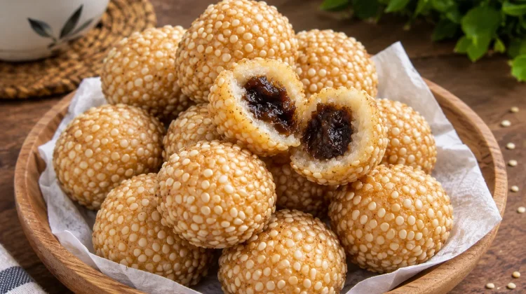 Onde-Onde Mini, Kecil Bentuknya Besar Rasanya
