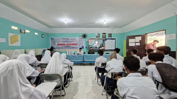 KPID Sulteng Perkuat Literasi Media lewat School to School di Ponpes Nurul Falah