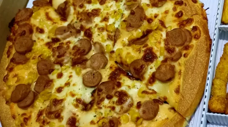Pizza Jadi Pilihan Kuliner Kekinian Masyarakat Kota Palu