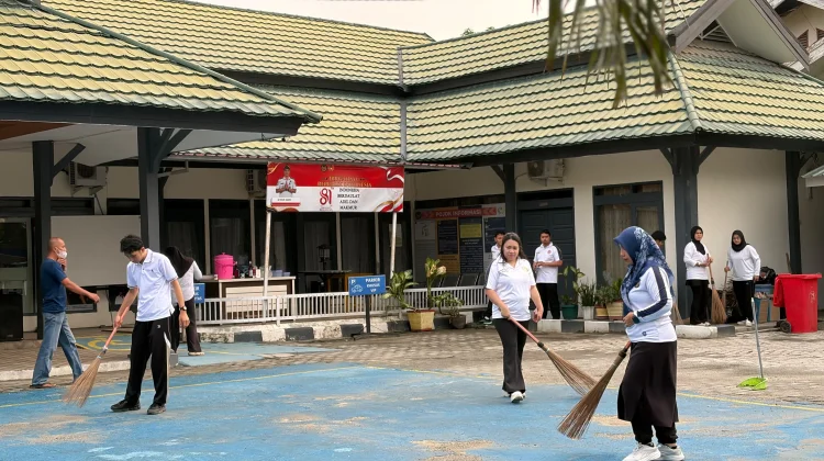 Gotong Royong Jadi Cara Bapas Palu Perkuat Kekompakan