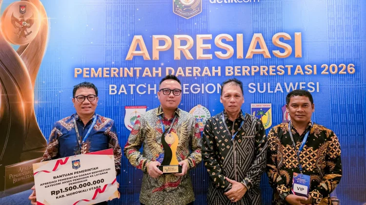 Morowali Utara Raih Penghargaan Terbaik II Layanan Pendidikan se-Sulawesi