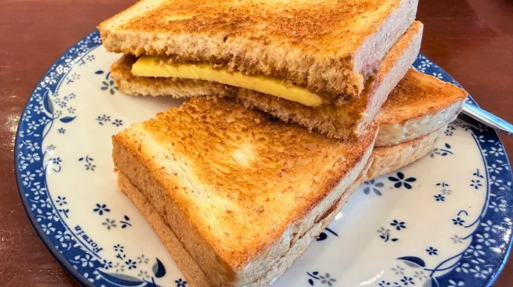 Roti Bakar Kaya Butter, Perpaduan Renyah dan Gurih yang Cocok untuk Teman Santai