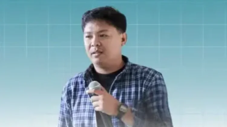 Rendi Zulkarnain Rintis Komunitas Desainkan