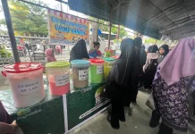 Sirup Buah Segar jadi Favorit Warga di Pasar Ramadan Palu