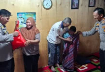Wujud Polri Presisi, Polsek Lore Utara Gelar Baksos di Pelosok Poso