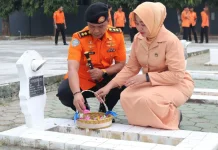 HUT ke-54 Basarnas, Personel KPP Palu Ziarah ke TMP Tatura