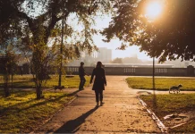 Jalan Kaki Singkat, Kunci Mental Sehat Bahagia