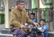 Mengenal Batik Lurik