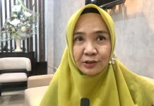 Dekan FEB Untad Tekankan Pentingnya Literasi Keuangan Bagi Mahasiswa
