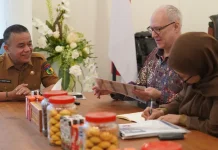 Pemkot Palu dan Kedubes AS Jalin Kerja Sama Pendidikan Bahasa Inggris