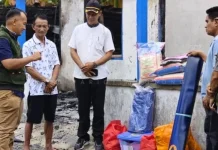 Dua Rumah Terbakar di Parimo, BPBD Salurkan Bantuan Logistik