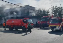 Korsleting Listrik Diduga Sebabkan Kebakaran Ruko di Palu