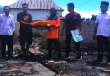 BPBD Parimo Bantu Korban Kebakaran di Tinombo Selatan