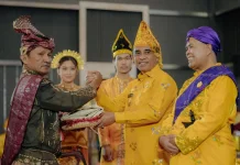 Anwar Hafid Kukuhkan FKPA, Perkuat Upaya Pelestarian Budaya di Sulteng