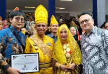 Taat Bayar Pajak, BTIIG Raih Penghargaan Gubernur di HUT ke-62 Sulteng