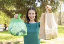 Efek Domino Kenaikan Harga Plastik Dikeluhkan Pendengar