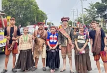 Melestarikan Pakaian Adat Lore Mondulu Identitas Kearifan Lokal