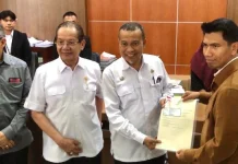 Kantor ATR/BPN Palu Serahkan Sejumlah Sertipikat Tanah