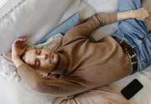 Istirahat Teratur Jaga Kesehatan Otak Secara Optimal