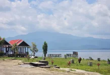 Menembus Terik di Palu, Berujung Teduh di Danau Lindu
