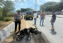 Motor Pelaku Pencurian Elpiji di Mamboro Dibakar Warga