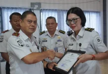 Ditjenpas Sulteng Beri Penghargaan Kepada Petugas Berjasa di Rutan Palu