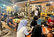 Bongi Salasa, Suarakan Peduli HIV/AIDS pada Masyarakat