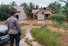 Banjir Rendam 43 Rumah, Kapolsek Bolano Lambunu Imbau Warga Waspada