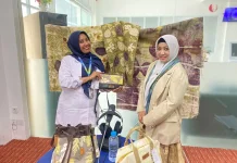 Ecoprint Palu: ketika Alam Bercerita lewat Jejak Daun di Kain Kanvas”