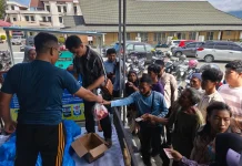 Wujud Kepedulian Polri, Kapolresta Palu Serahkan Tujuh Ekor Sapi Kurban
