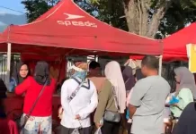 Bakso Goreng Ikan Mekar, Jajanan Favorit yang Selalu Ramai di CFD Palu