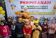 Perpisahan TK Alkhairaat Palupi, Bunda PAUD Palu Puji Keberanian Siswa