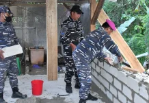 Wujud Nyata Bakti TNI AL Lanal Palu di tengah Masyarakat Terdampak Gempa