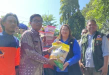 Peduli Sesama, Pemkab Donggala Salurkan Bantuan Kepada Korban Gempa Sigi