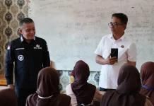 Pastikan MPLS Berjalan Tertib, Wali Kota Palu Tinjau Sejumlah Sekolah