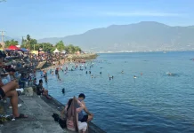 Wisata Pantai Kampung Nelayan Masih Dipadati Pengunjung