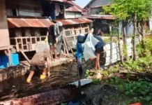 Cegah Luapan Air, BPBD Parimo Keruk Saluran Pembuang di Bantaya