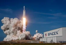 SpaceX Siapkan Operator Seluler Baru dengan Teknologi Starlink