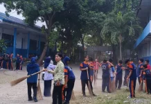 SMPN 9 Palu Rutin Laksanakan Kerja Bakti