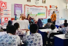 Alfamidi Lakukan Edukasi Peduli Lingkungan Bagi Siswa SMPN 4 Palu