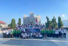 Bersihkan Makam Pahlawan, LPKA Palu Tanamkan Semangat Nasionalisme